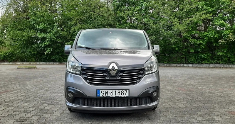 Renault Trafic cena 82900 przebieg: 184400, rok produkcji 2017 z Biała małe 704